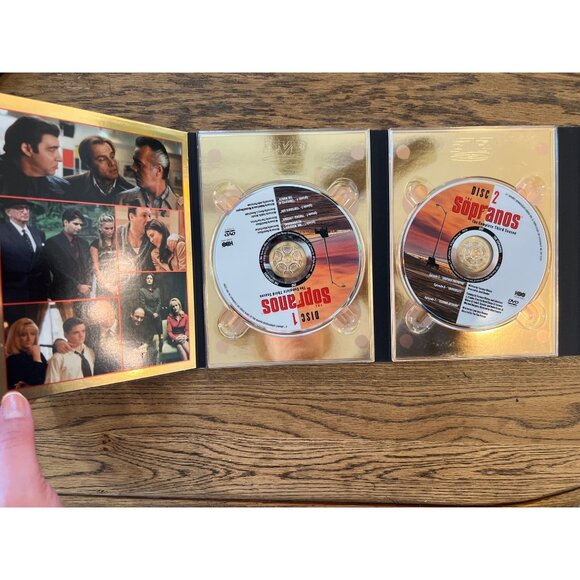 The Sopranos The Complete Third Season DVD Set - Picture 4 of 8